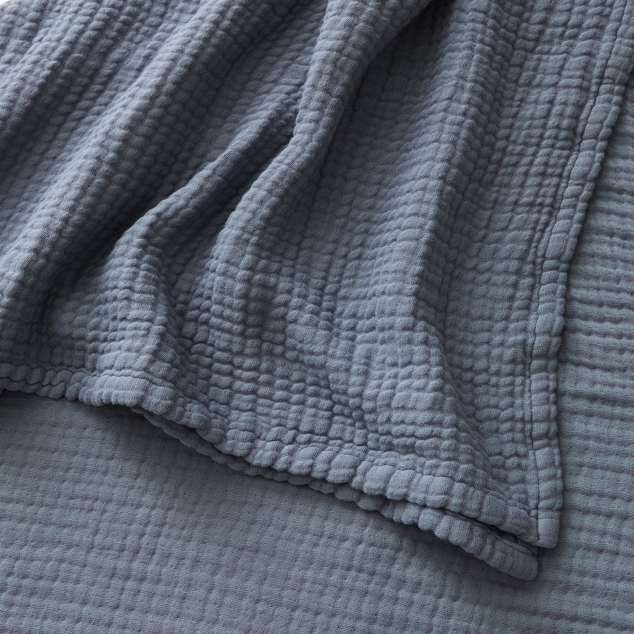Cocoon™ Muslin Blankets & Bedding